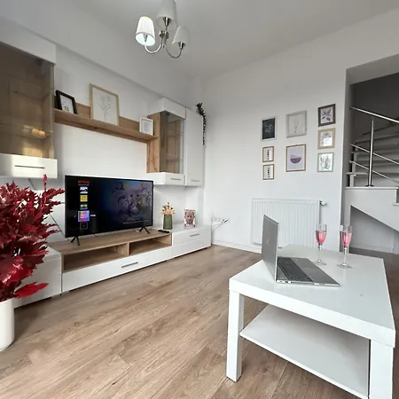 Elegant Premium With Panoramic Views - 10 Bukareszt