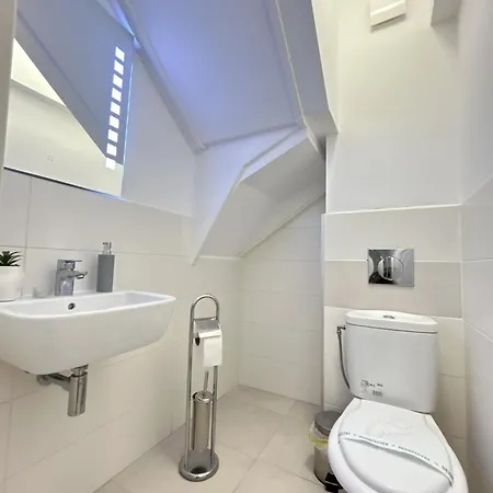 Elegant Premium With Panoramic Views - 10 Apartament Bukareszt