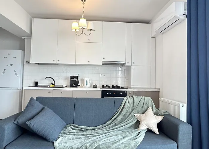 Elegant Premium With Panoramic Views - 10