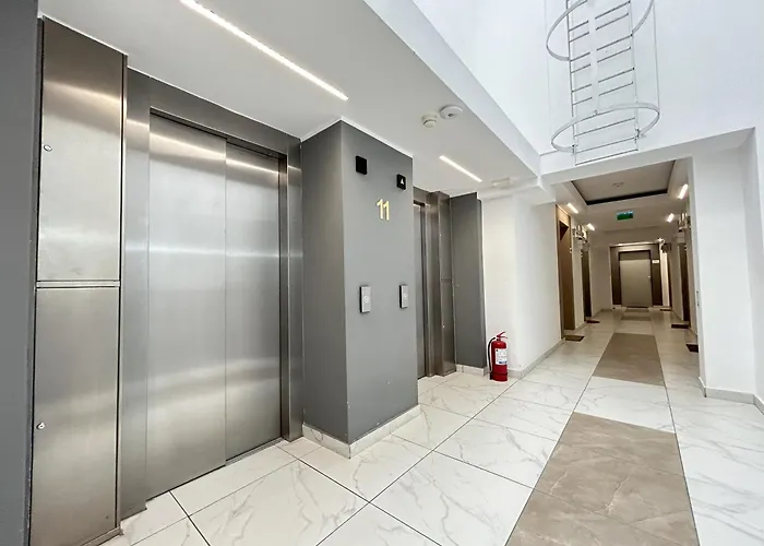 Elegant Premium With Panoramic Views - 10 Bucarest